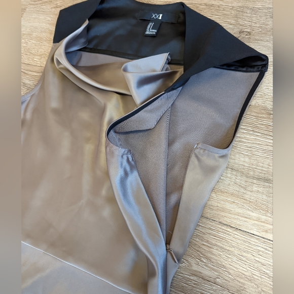 Forever 21 XXI Side Zip Scoop Neck Dress Size S Cocktail Holiday Party - Picture 9 of 11